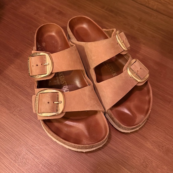 Birkenstock Tan Sandals with Gold Buckles - Picture 2 of 3